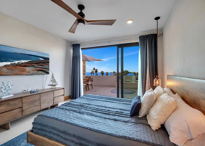 Holiday home Arch Views Infinity Pool Cozy Close To Beaches